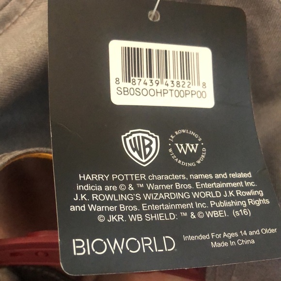 Harry Potter Gryffindor Hat - NWT, Adjustable hat - Picture 10 of 11